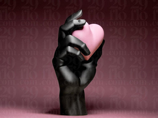 hand with heart - 3D print - sculpture holding love