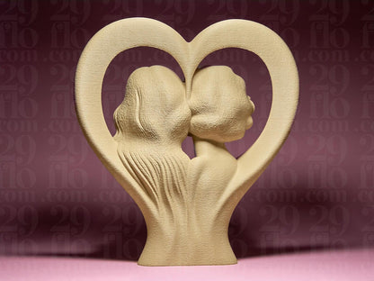 Zwei verliebte Frauen – Herz-Skulptur, 3D-Druck, auf Wunsch handbemalt