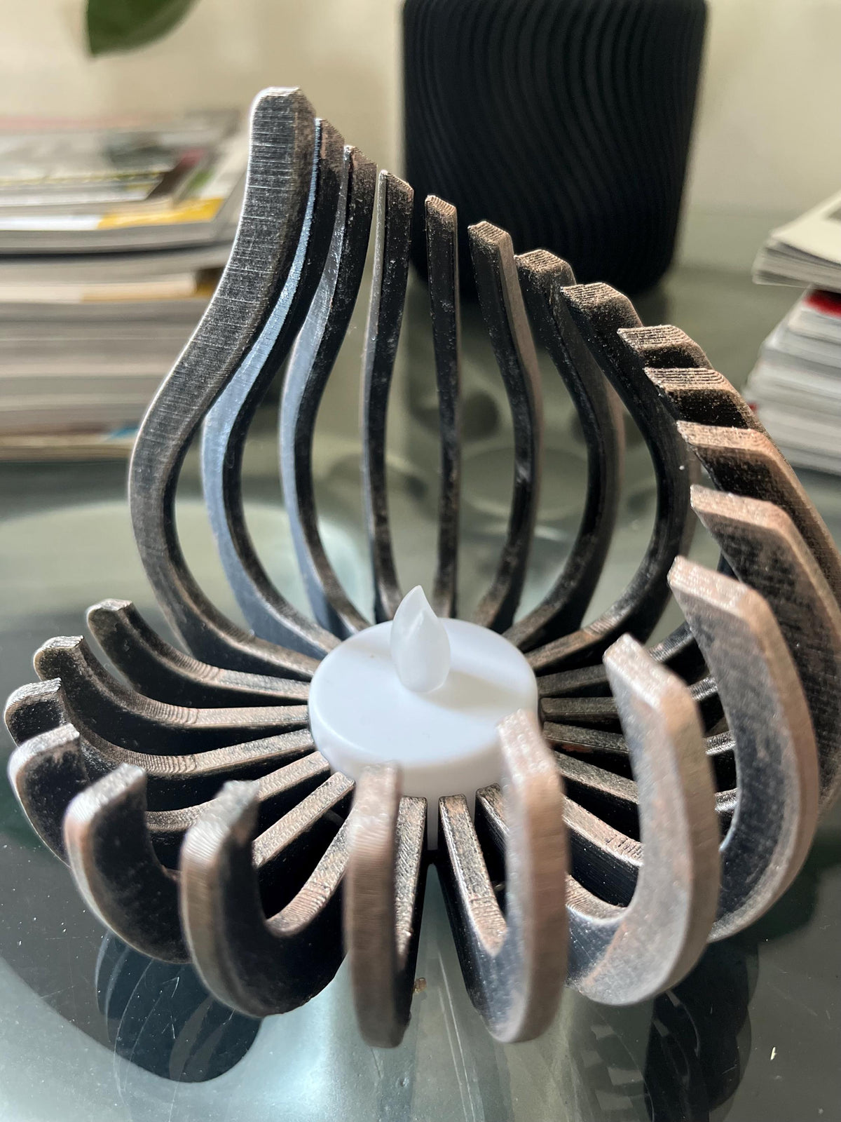 Modern Kerzenhalter für Teelichter - 3D Druck - metallic handbemalt