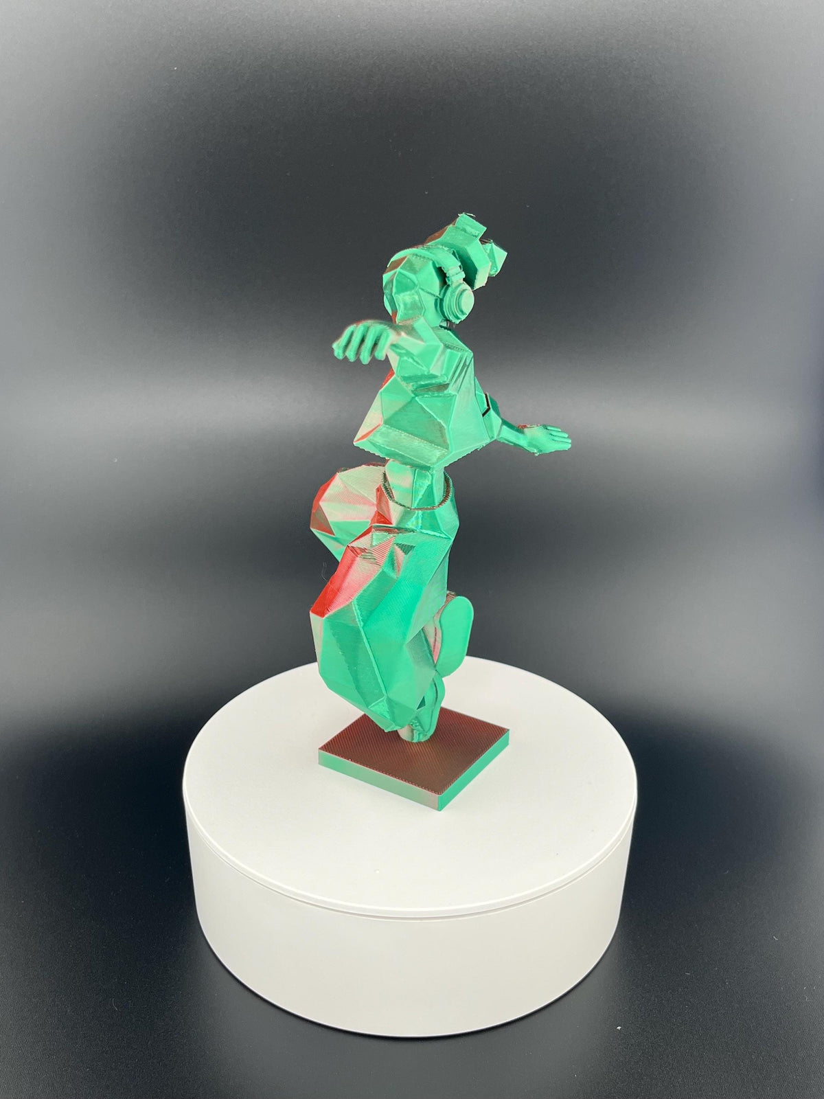 HipHop Dancer – 3D-Druck Tanz-Skulptur, auf Wunsch handbemalt